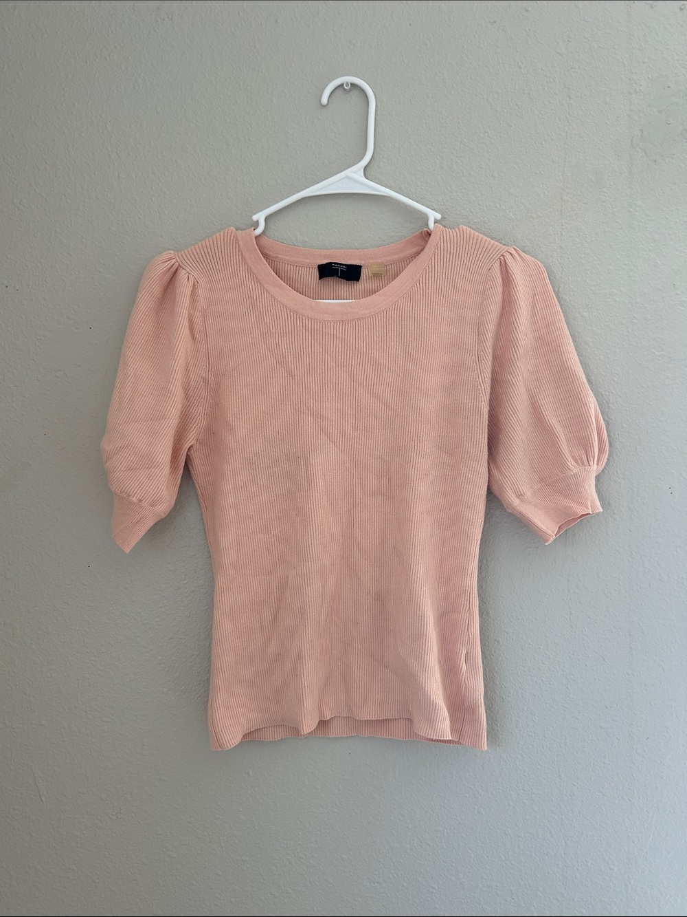 Tahari Light Pink Puff Sleeve Ribbed Knit Top